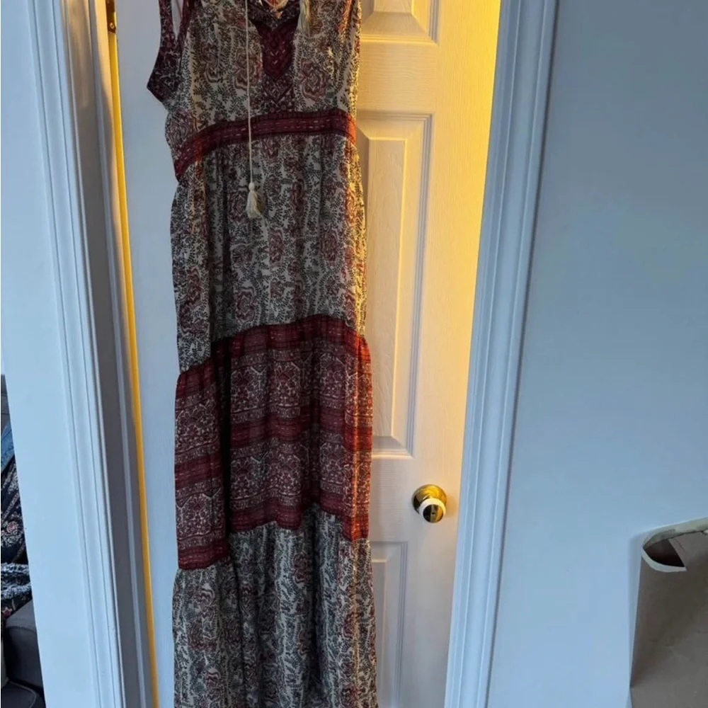 Ecote Red and Cream Paisley Maxi Dress - Picture 1 of 5